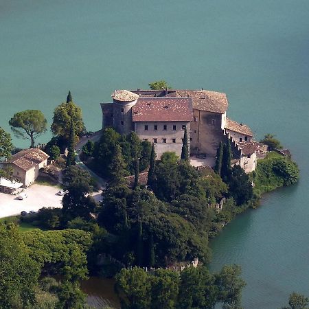 Castel Toblino Apartments Calavino Экстерьер фото