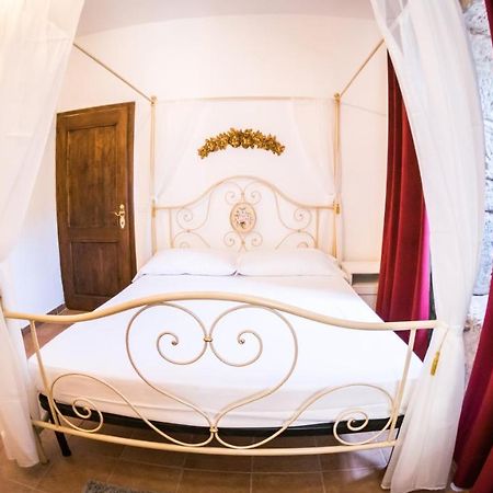 Castel Toblino Apartments Calavino Экстерьер фото