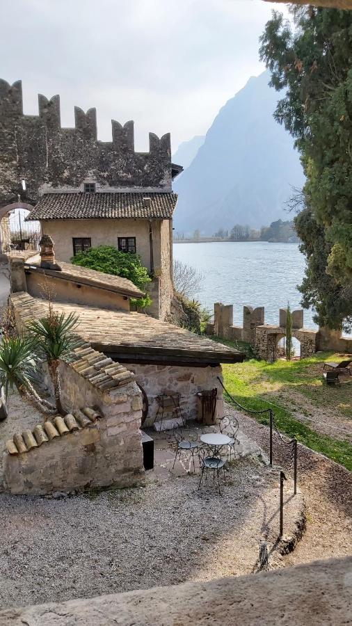 Castel Toblino Apartments Calavino Экстерьер фото