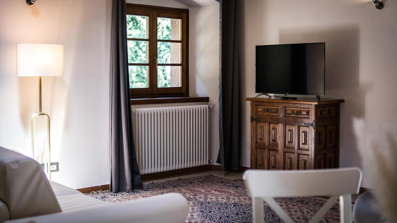 Castel Toblino Apartments Calavino Экстерьер фото