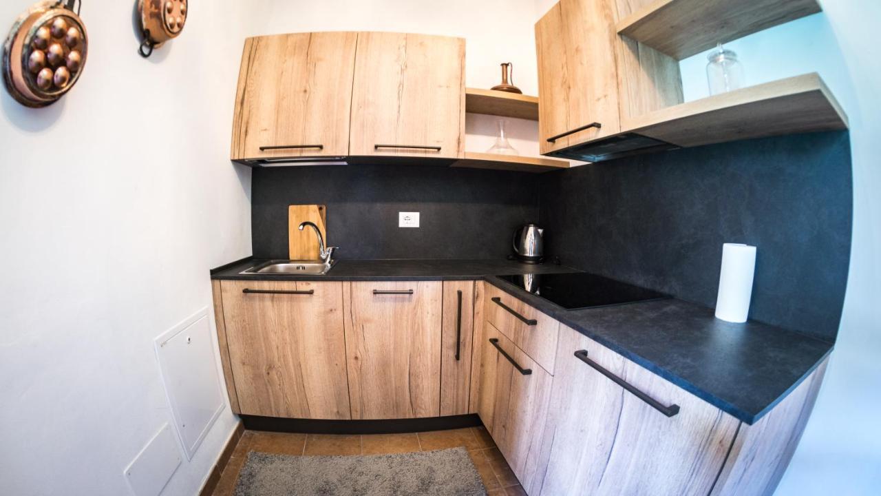 Castel Toblino Apartments Calavino Экстерьер фото