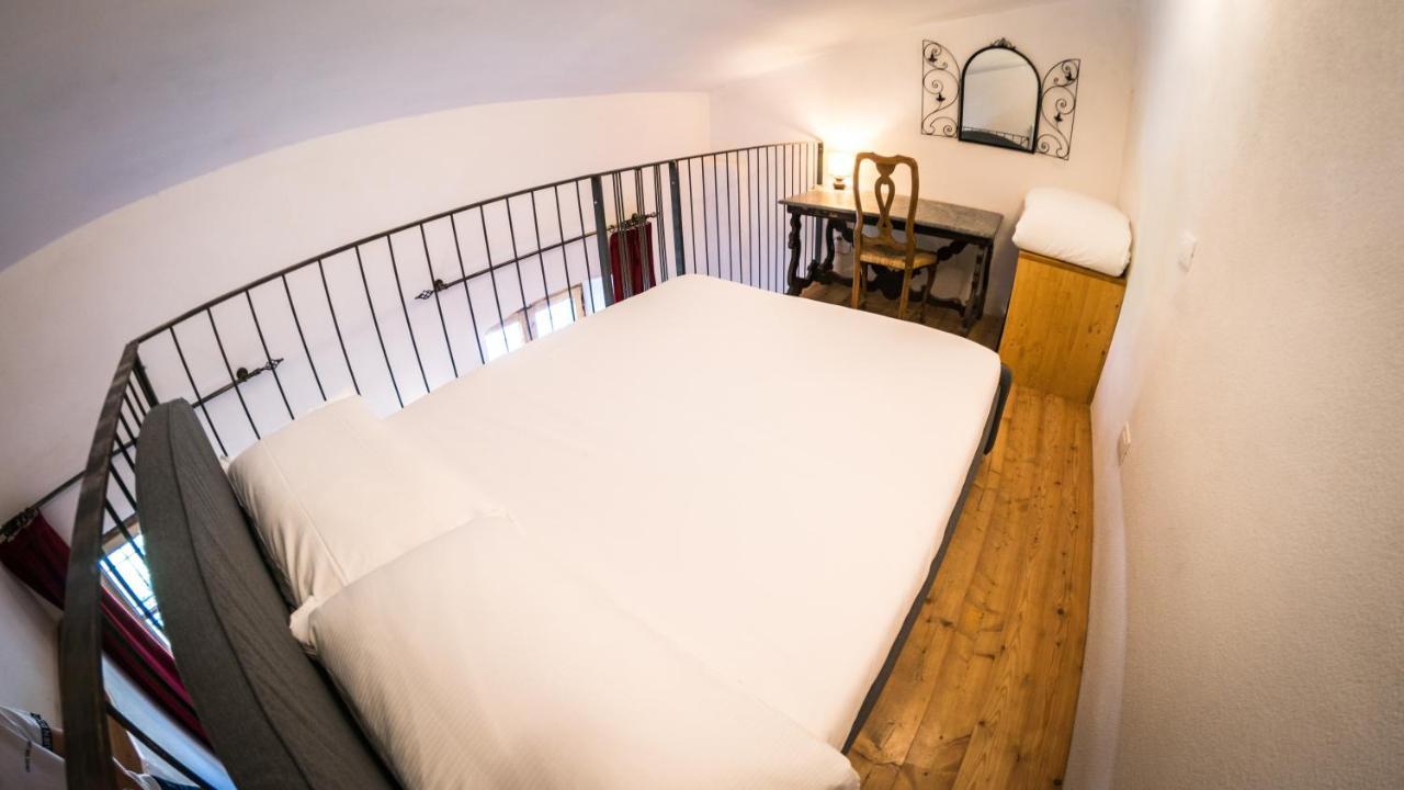 Castel Toblino Apartments Calavino Экстерьер фото